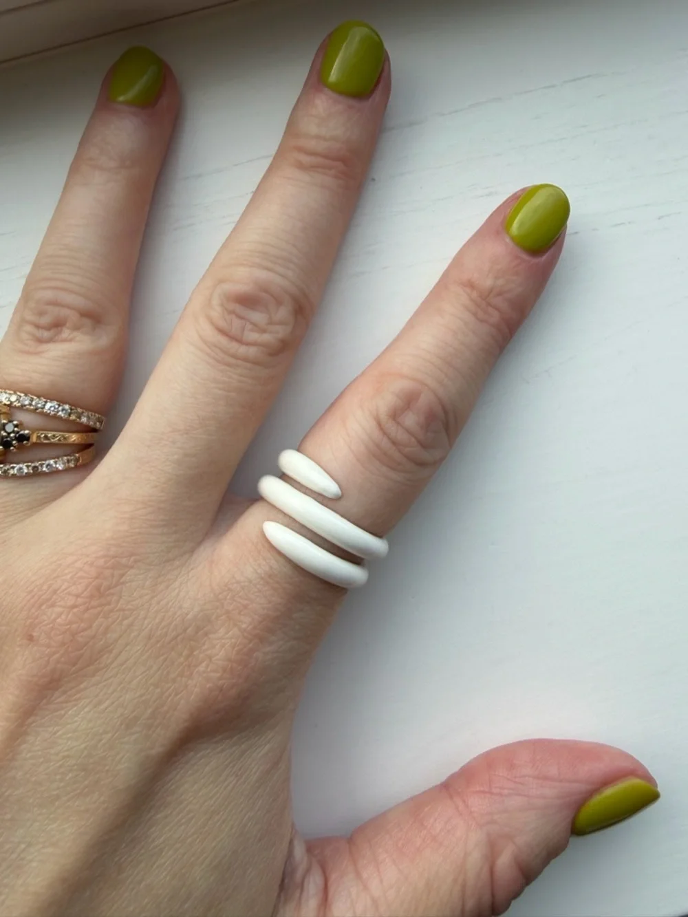 Minimalist White Enamel Spiral / Snake Triple-Band Ring - Size 6.5